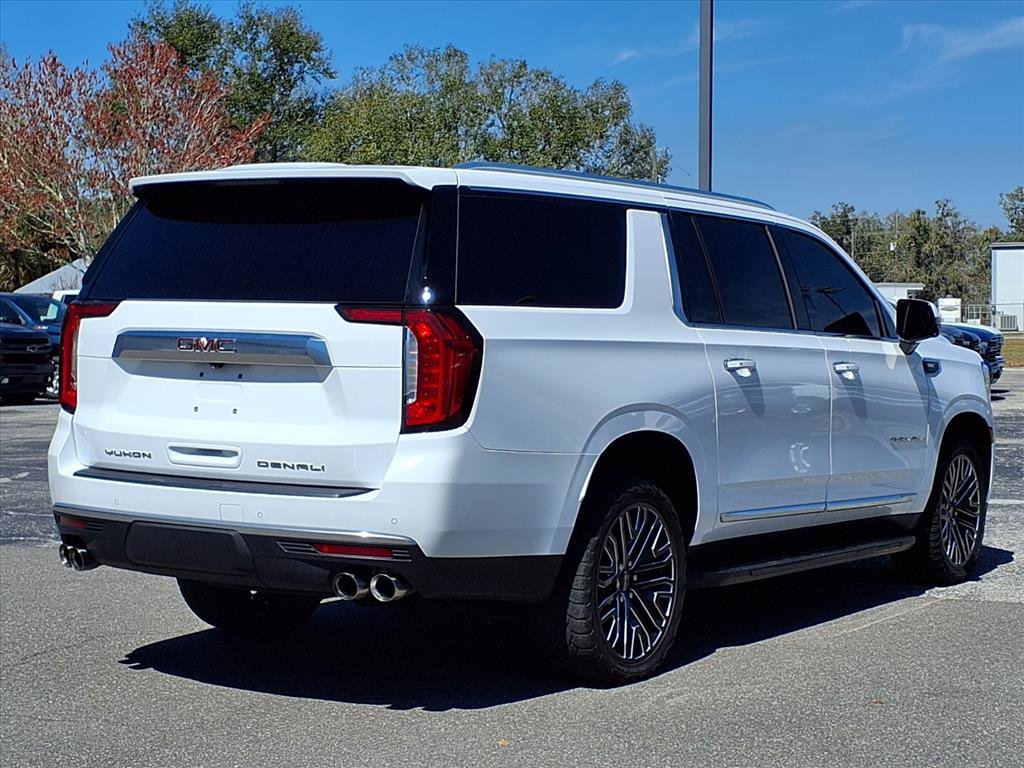 Used 2021 GMC Yukon XL Denali image 4