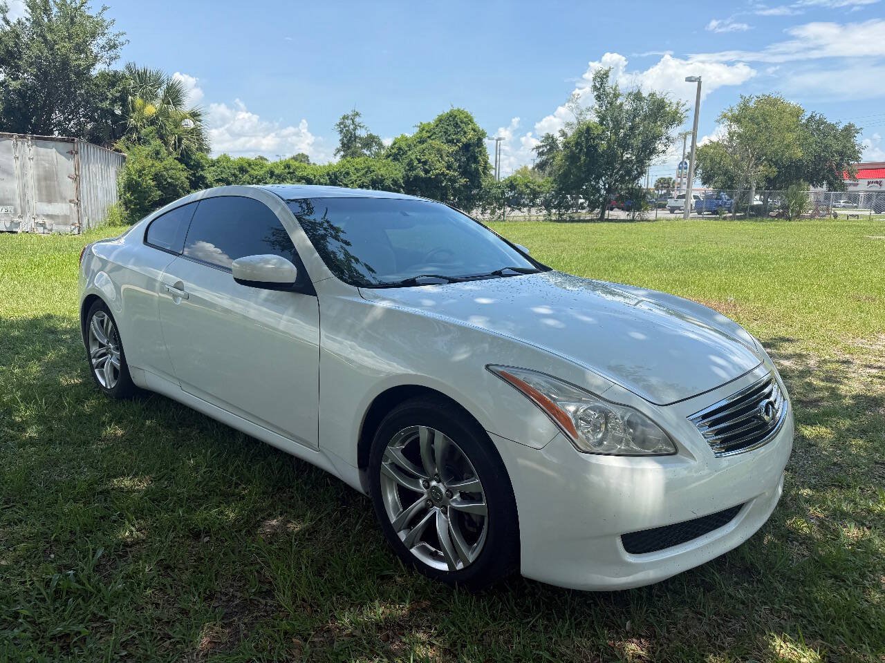 Used 2009 INFINITI G37 Journey w/ Premium Pkg RWD image 2