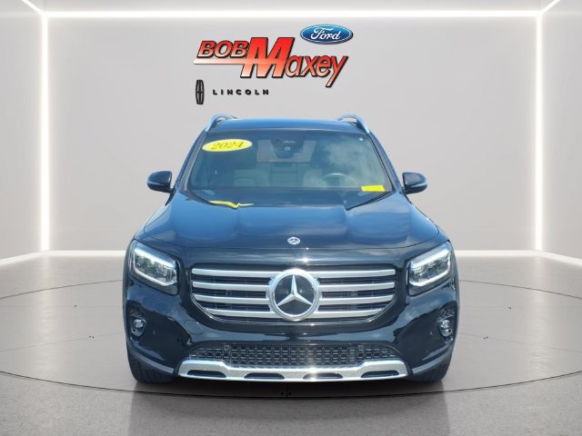 Used 2024 Mercedes-Benz GLB 250 4MATIC w/ Exclusive Package image 2