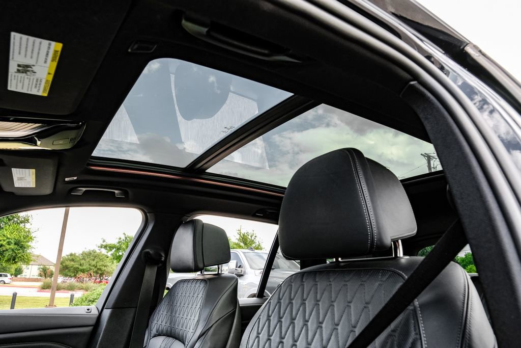 Used 2022 BMW X5 M50i AWD/4WD image 23
