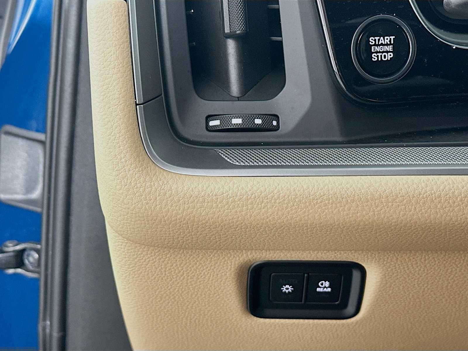 New 2026 Porsche Cayenne image 13