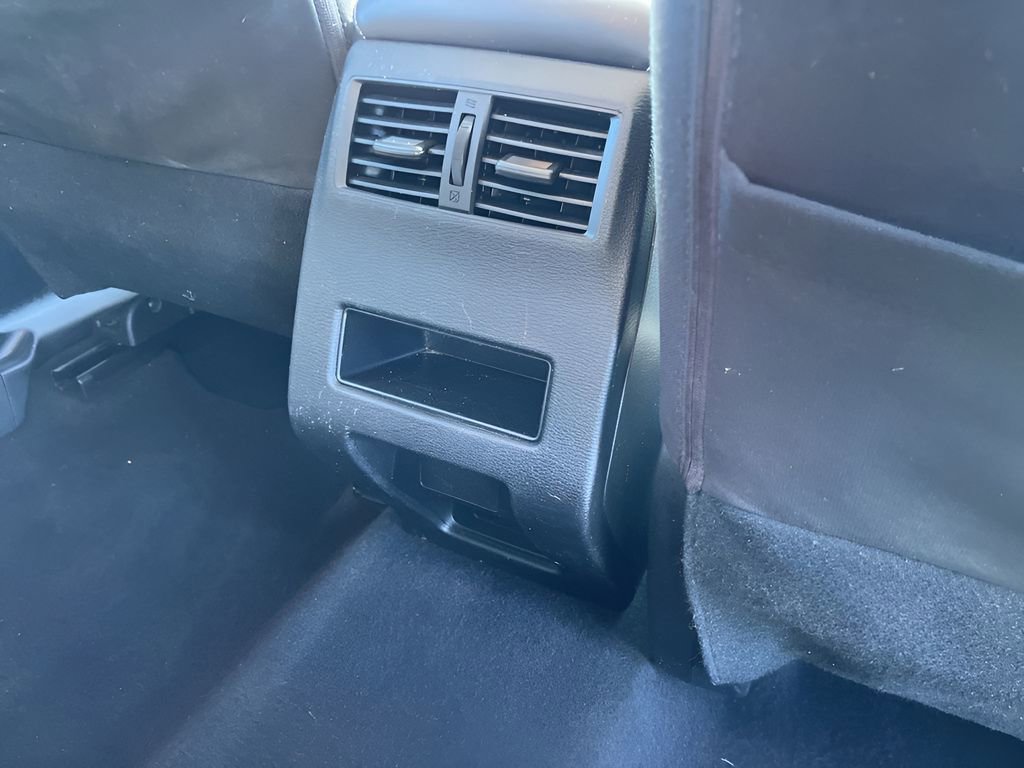 Used 2022 Mitsubishi Outlander ES image 32