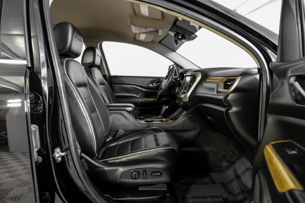 Used 2019 GMC Acadia Denali AWD/4WD image 33