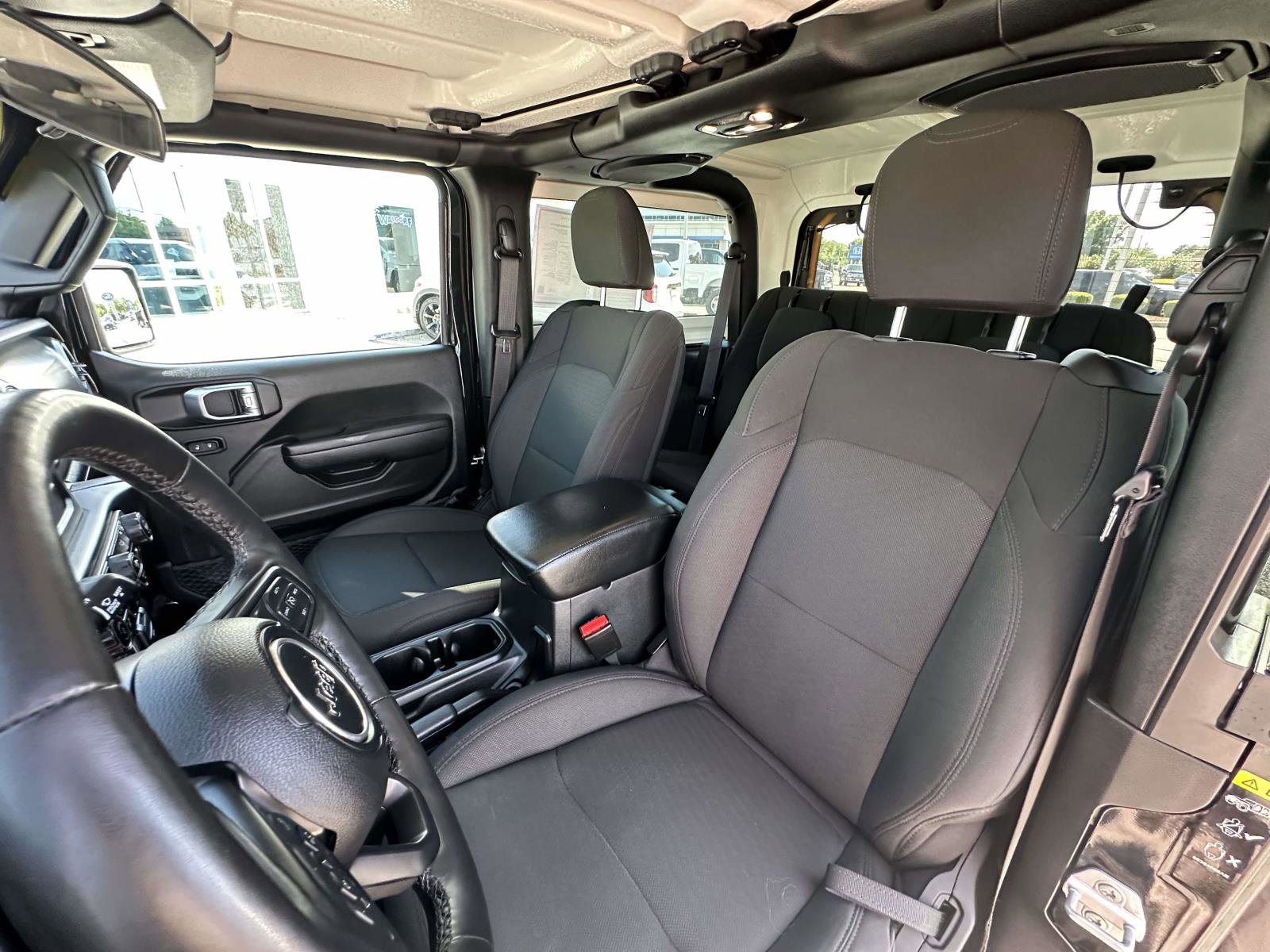 Used 2023 Jeep Wrangler Sport AWD/4WD image 17