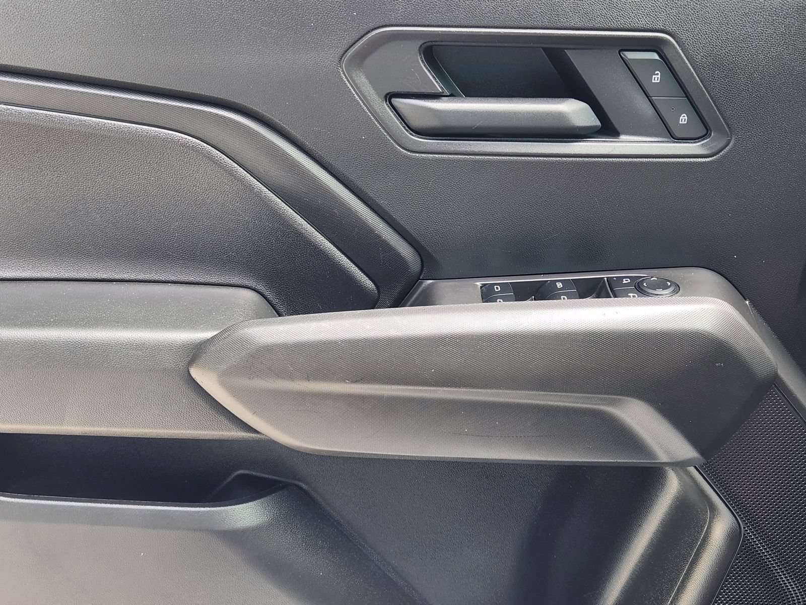 Certified 2025 Chevrolet Colorado Trail Boss AWD/4WD image 25