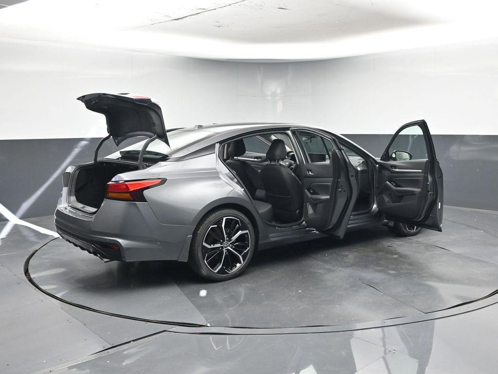 New 2025 Nissan Altima 2.5 SR image 51