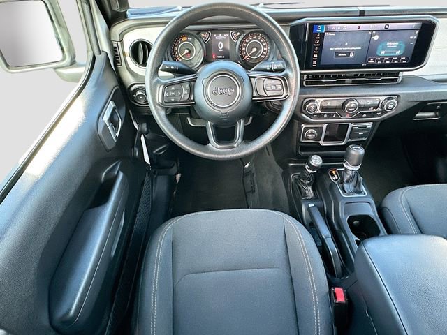 Used 2024 Jeep Wrangler Sport AWD/4WD image 20