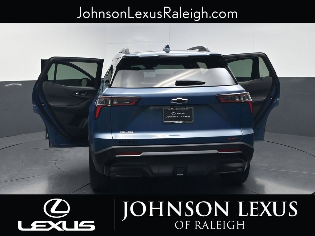 Used 2025 Chevrolet Equinox RS w/ Convenience Package III FWD image 36