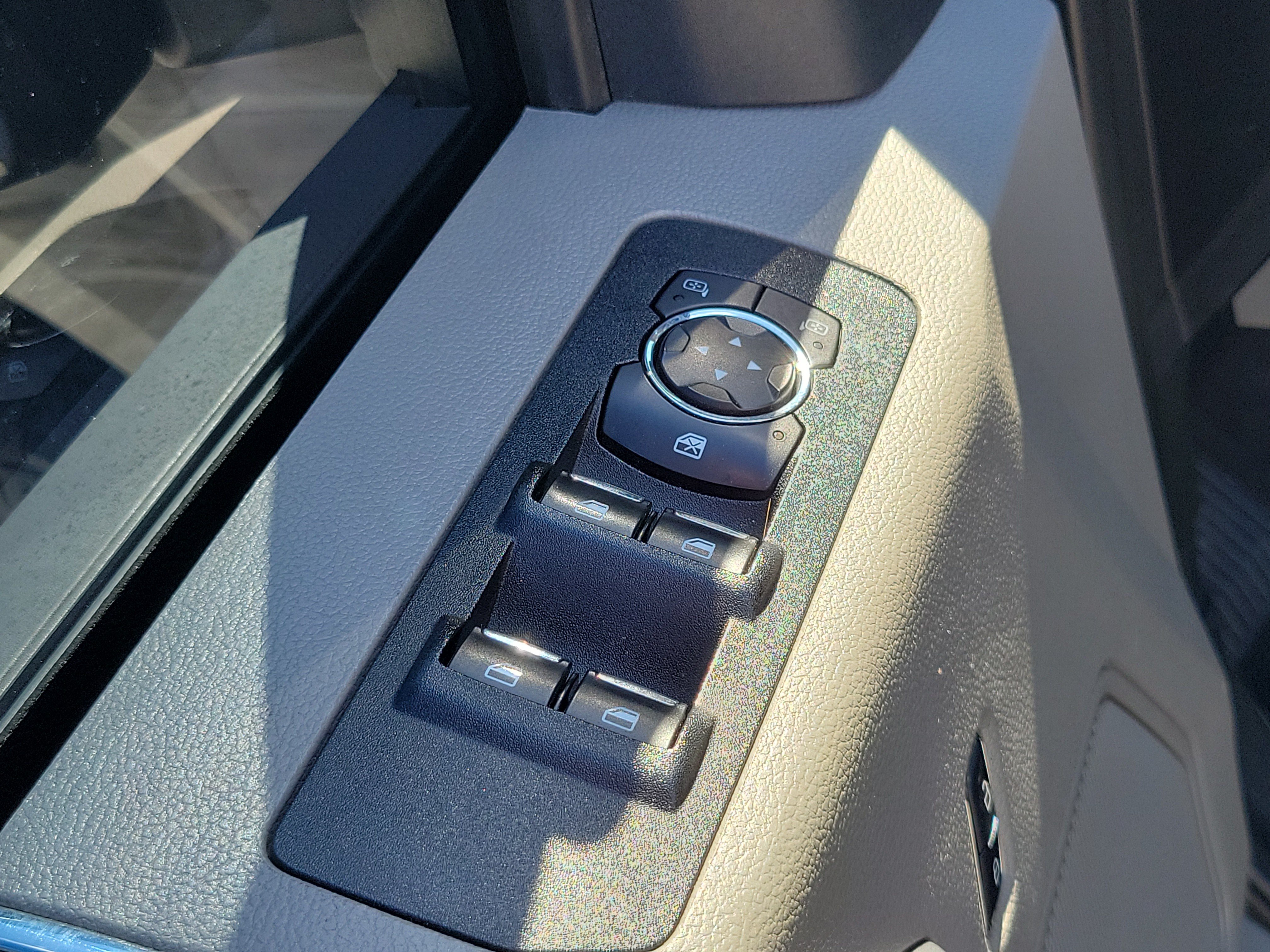 Used 2019 Ford F150 XLT w/ Equipment Group 302A Luxury RWD image 16