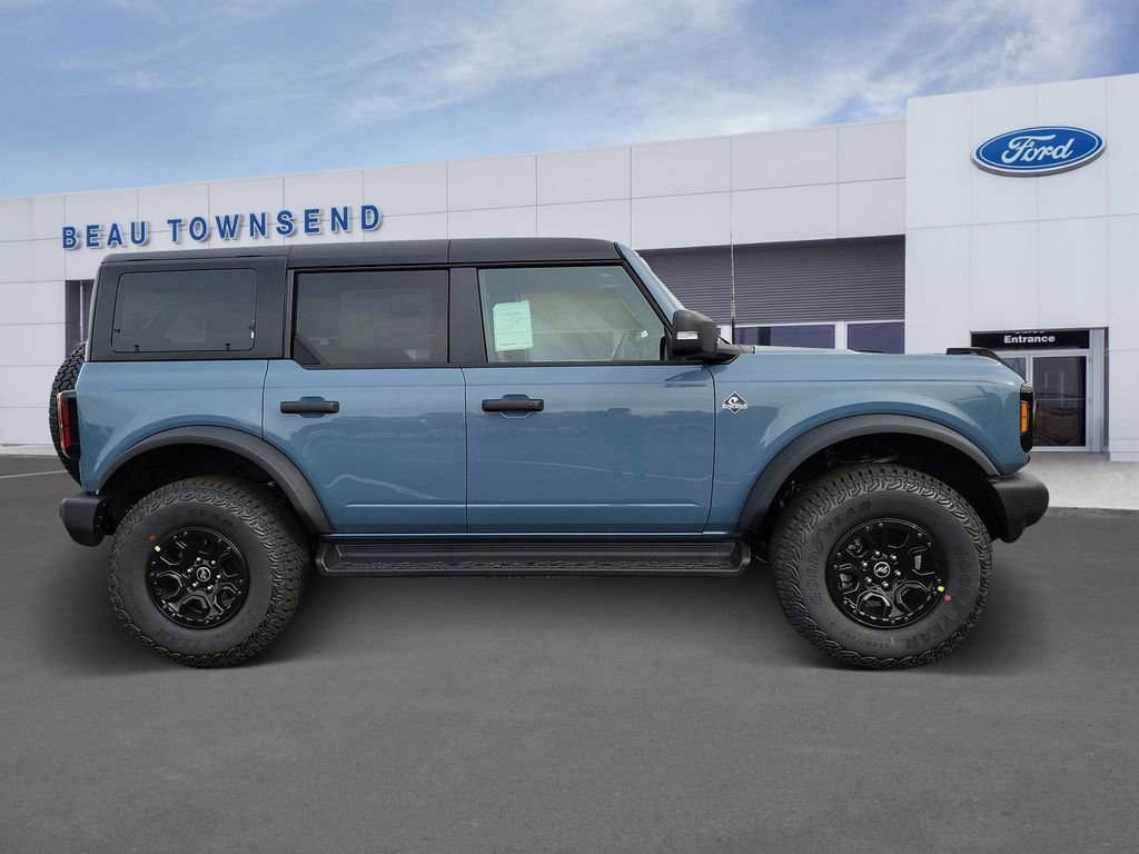 New 2025 Ford Bronco Outer Banks w/ Sasquatch Package image 3