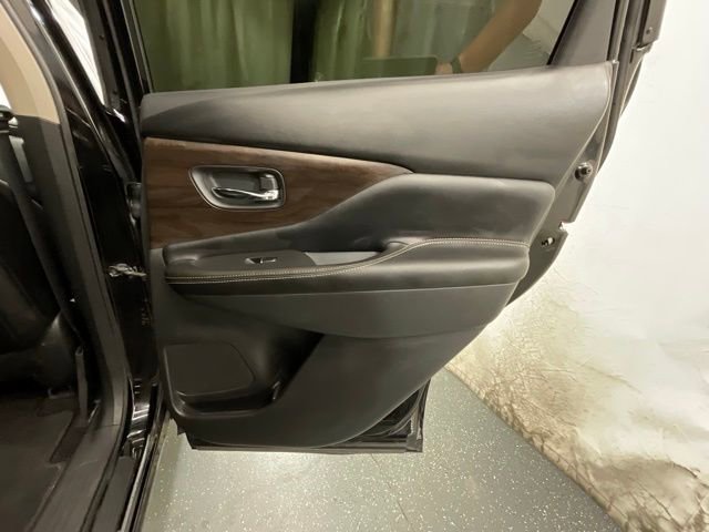 Used 2022 Nissan Murano Platinum AWD/4WD image 24