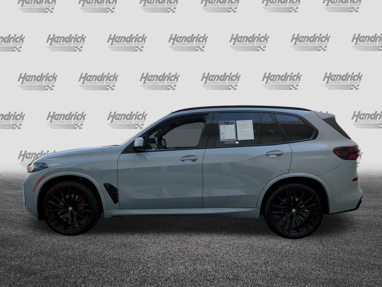 Certified 2024 BMW X5 xDrive40i w/ M Sport Package AWD/4WD image 7