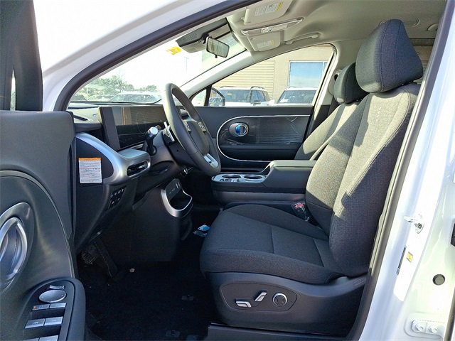 New 2026 Hyundai Ioniq 9 SE image 5