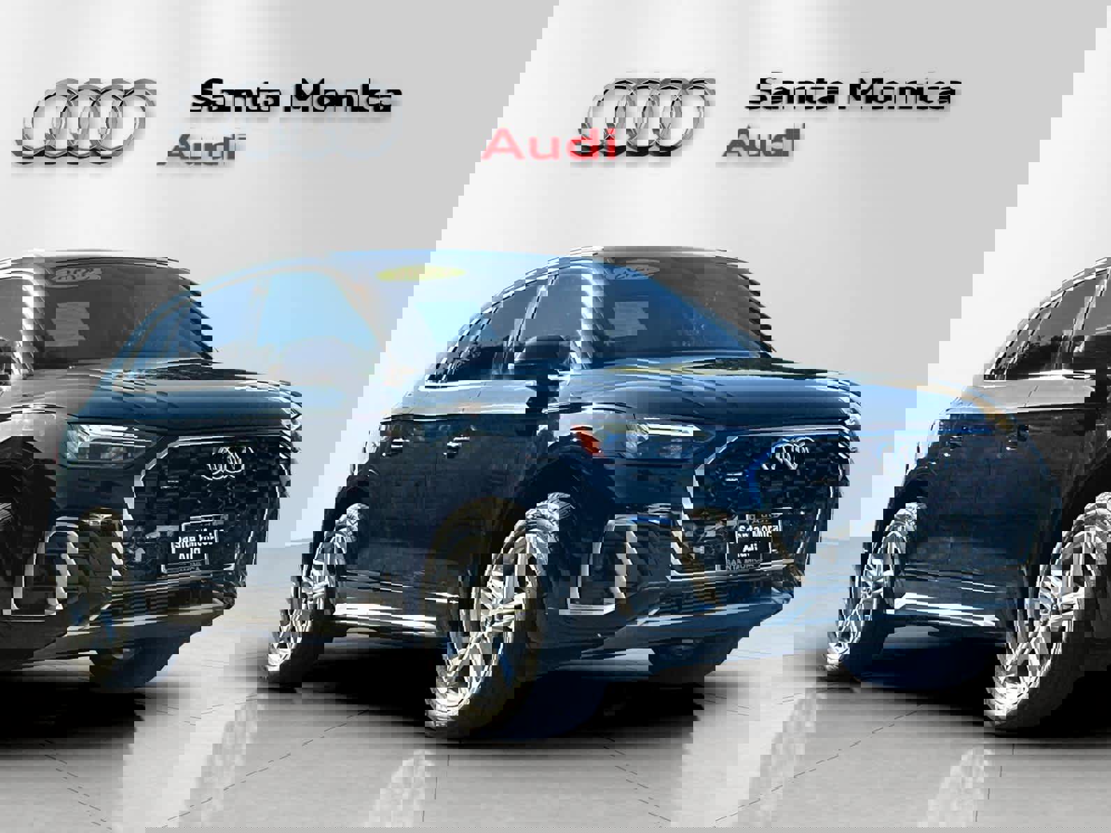 Used 2022 Audi Q5 e Premium w/ Convenience Package image 8