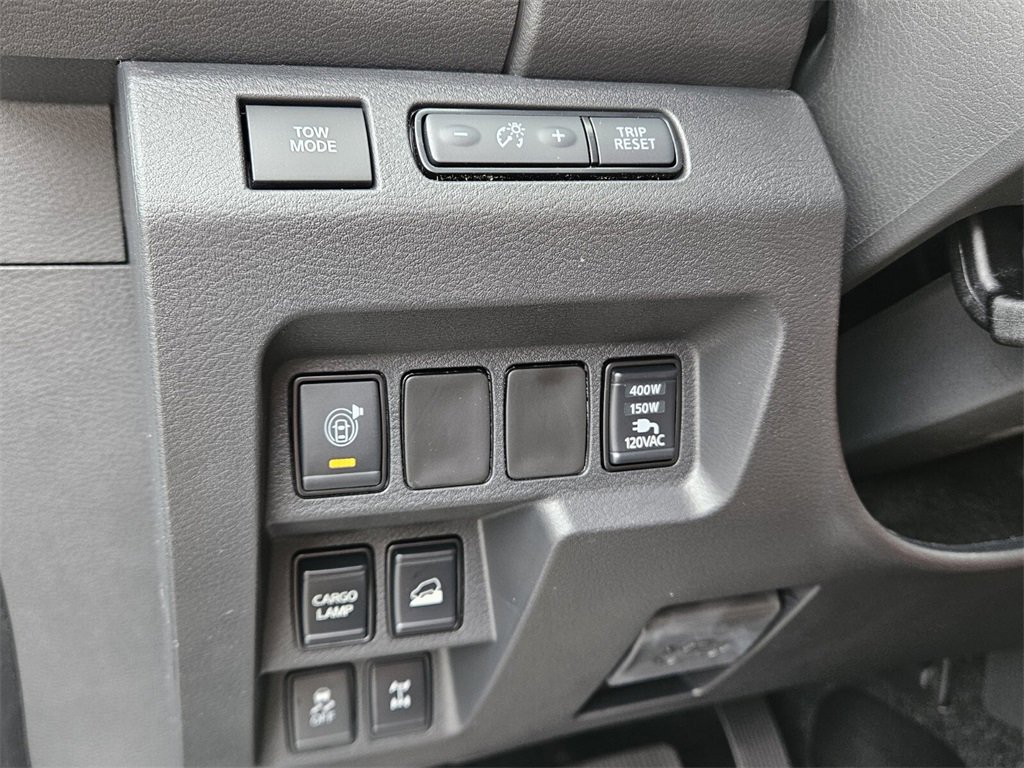 New 2025 Nissan Frontier PRO-4X w/ Pro Premium Package image 25