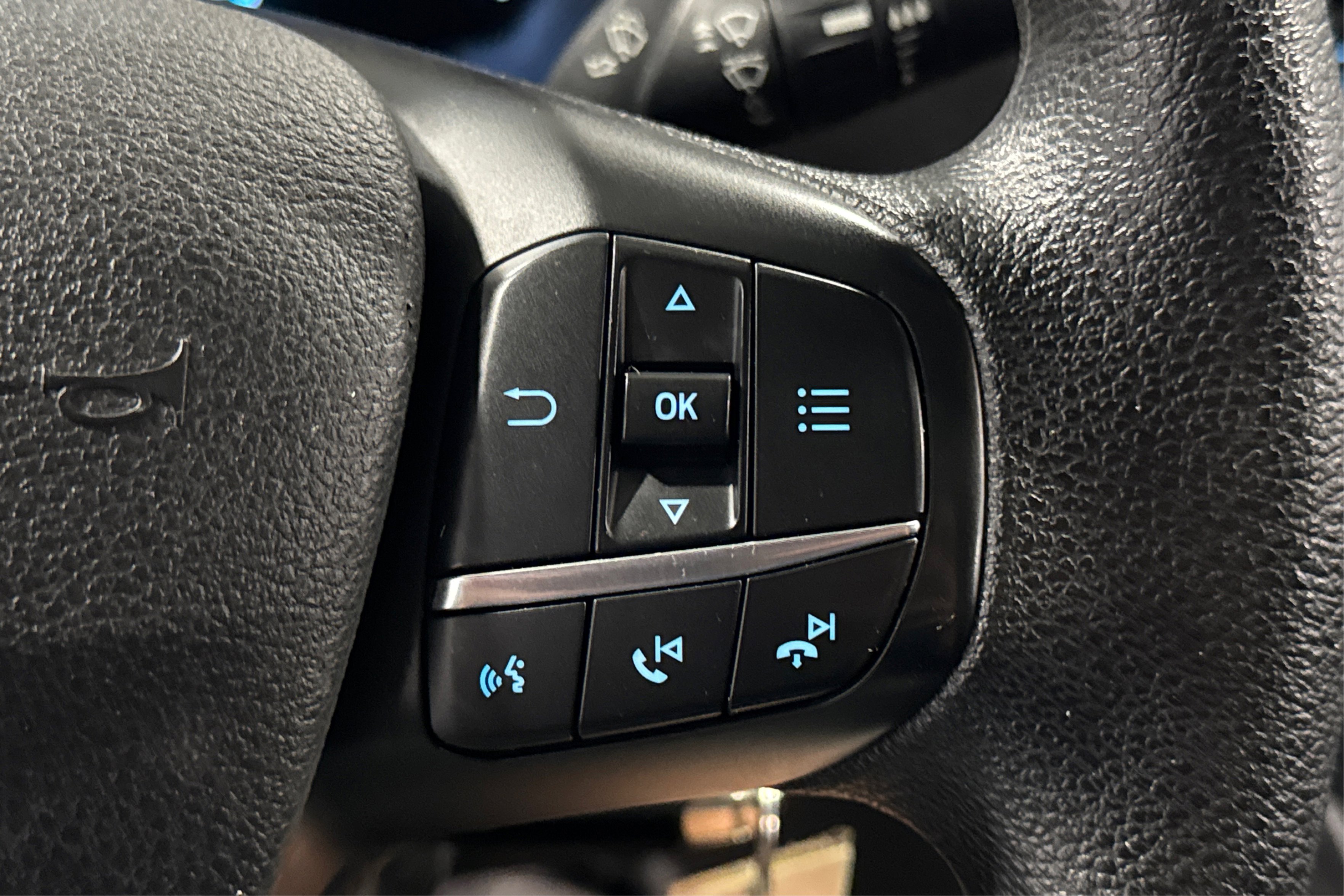 Used 2021 Ford Transit 250 Low Roof w/ Exterior Upgrade Package image 25