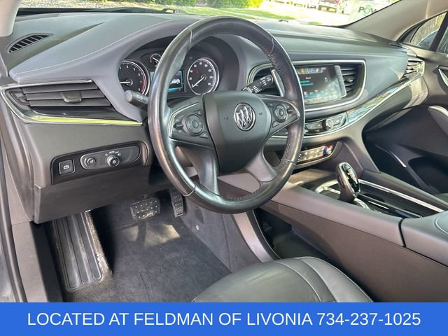 Used 2019 Buick Enclave Essence AWD/4WD image 10