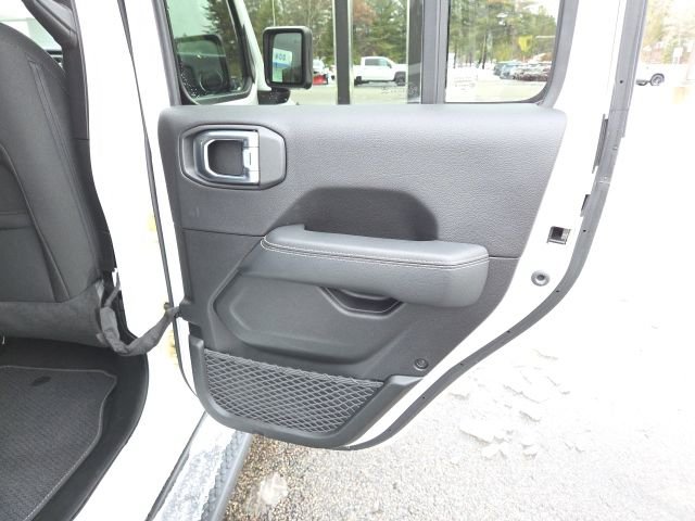 Used 2021 Jeep Wrangler Unlimited Sahara image 53