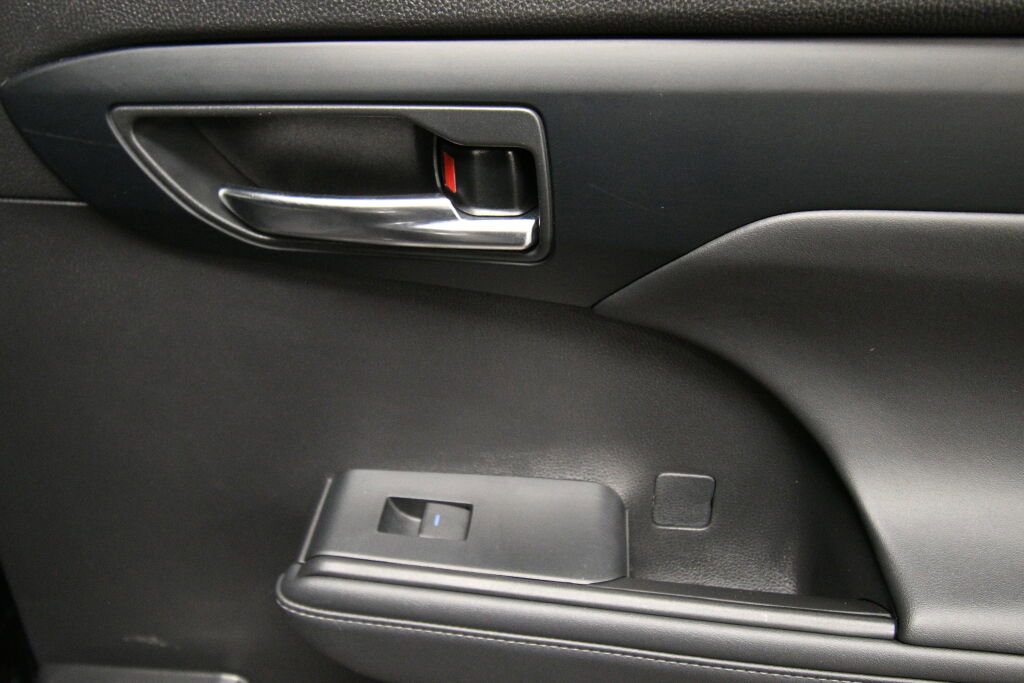 Used 2022 Toyota Highlander XSE image 28