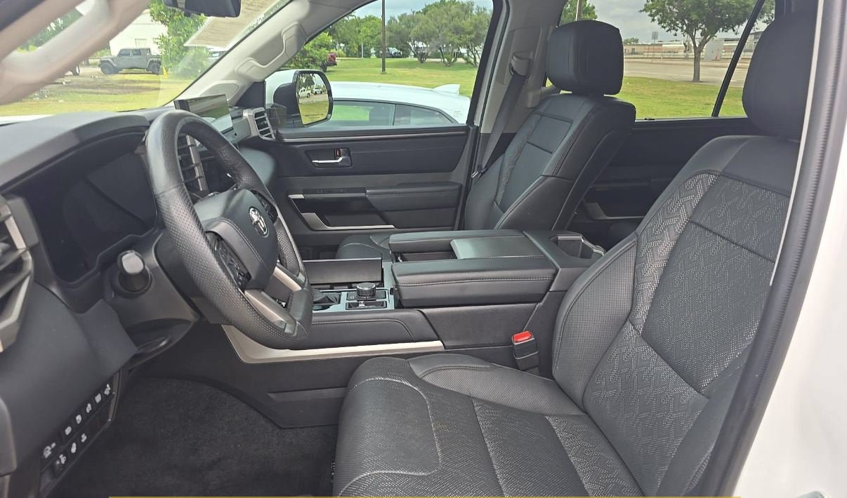 Used 2024 Toyota Sequoia Limited w/ Tow Technology Package AWD/4WD image 7