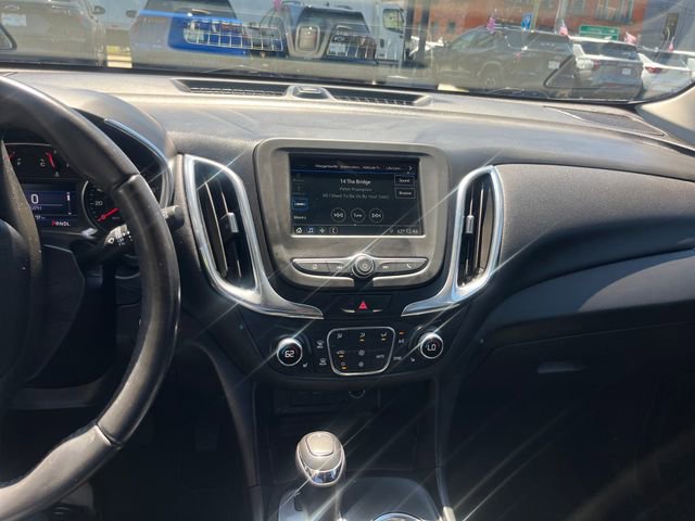 Used 2019 Chevrolet Equinox LT AWD/4WD image 14