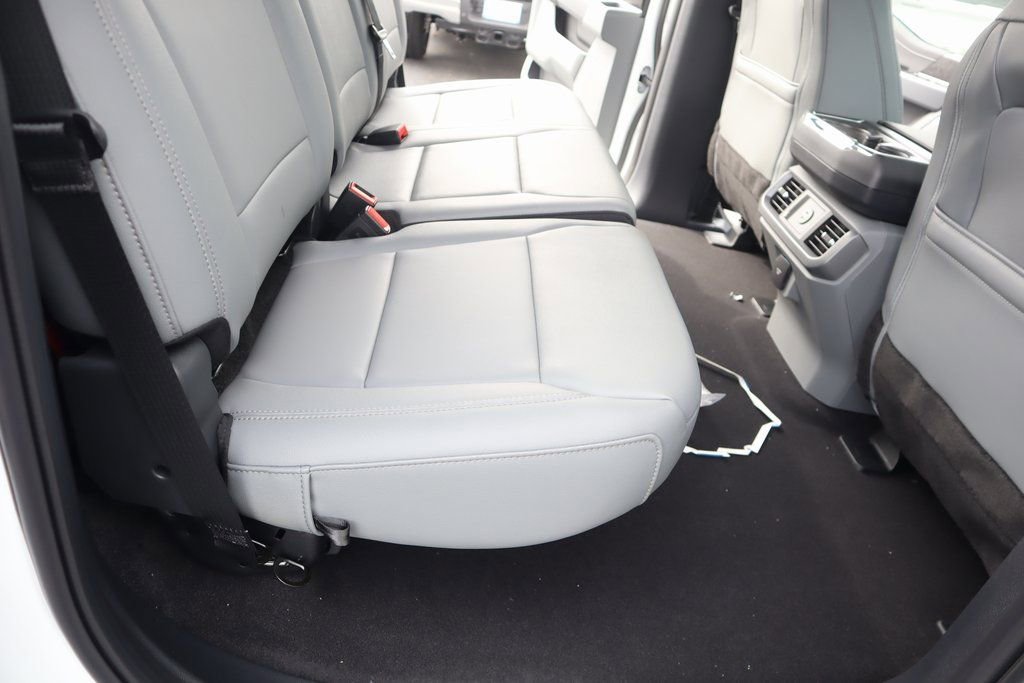 Used 2025 Ford F150 Lightning Flash image 15