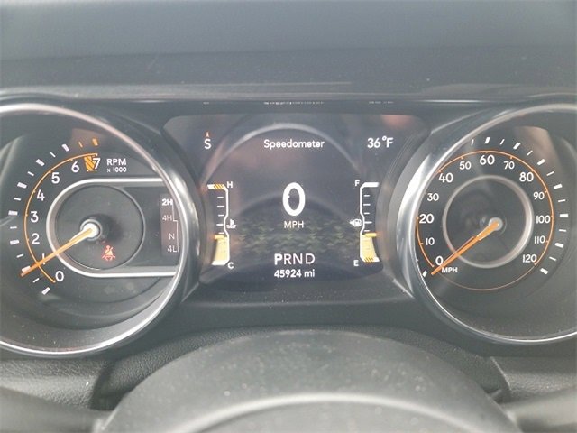 Used 2020 Jeep Wrangler Unlimited Sahara image 13