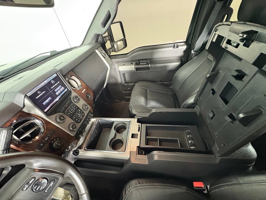 Used 2016 Ford F350 Lariat w/ Lariat Interior Package AWD/4WD image 25