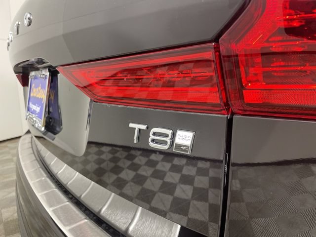 Certified 2025 Volvo XC60 T8 Plus w/ Protection Package Premier AWD/4WD image 44