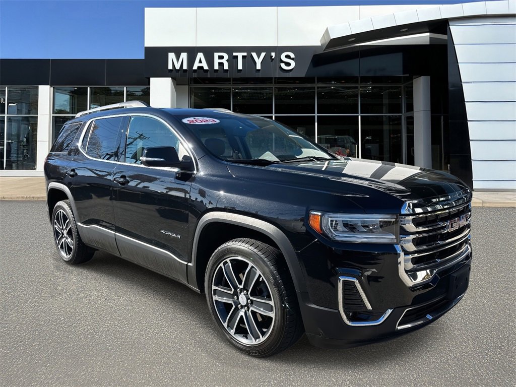 Used 2023 GMC Acadia SLT w/ Technology Package image 1