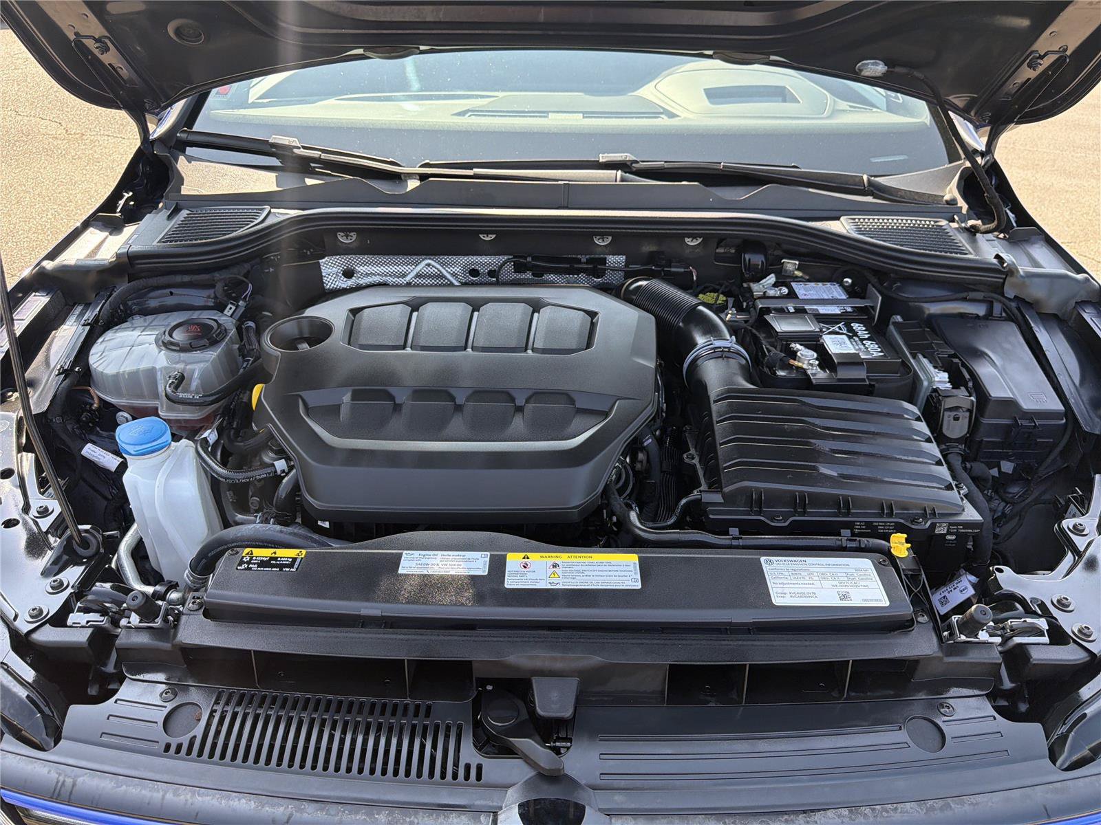 Used 2024 Volkswagen Golf R AWD/4WD image 29