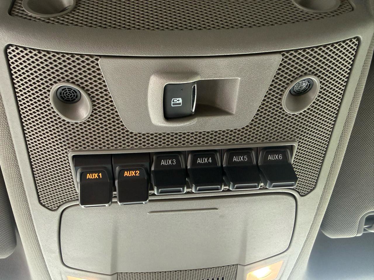 Used 2019 Ford F350 Lariat w/ Lariat Ultimate Package image 37