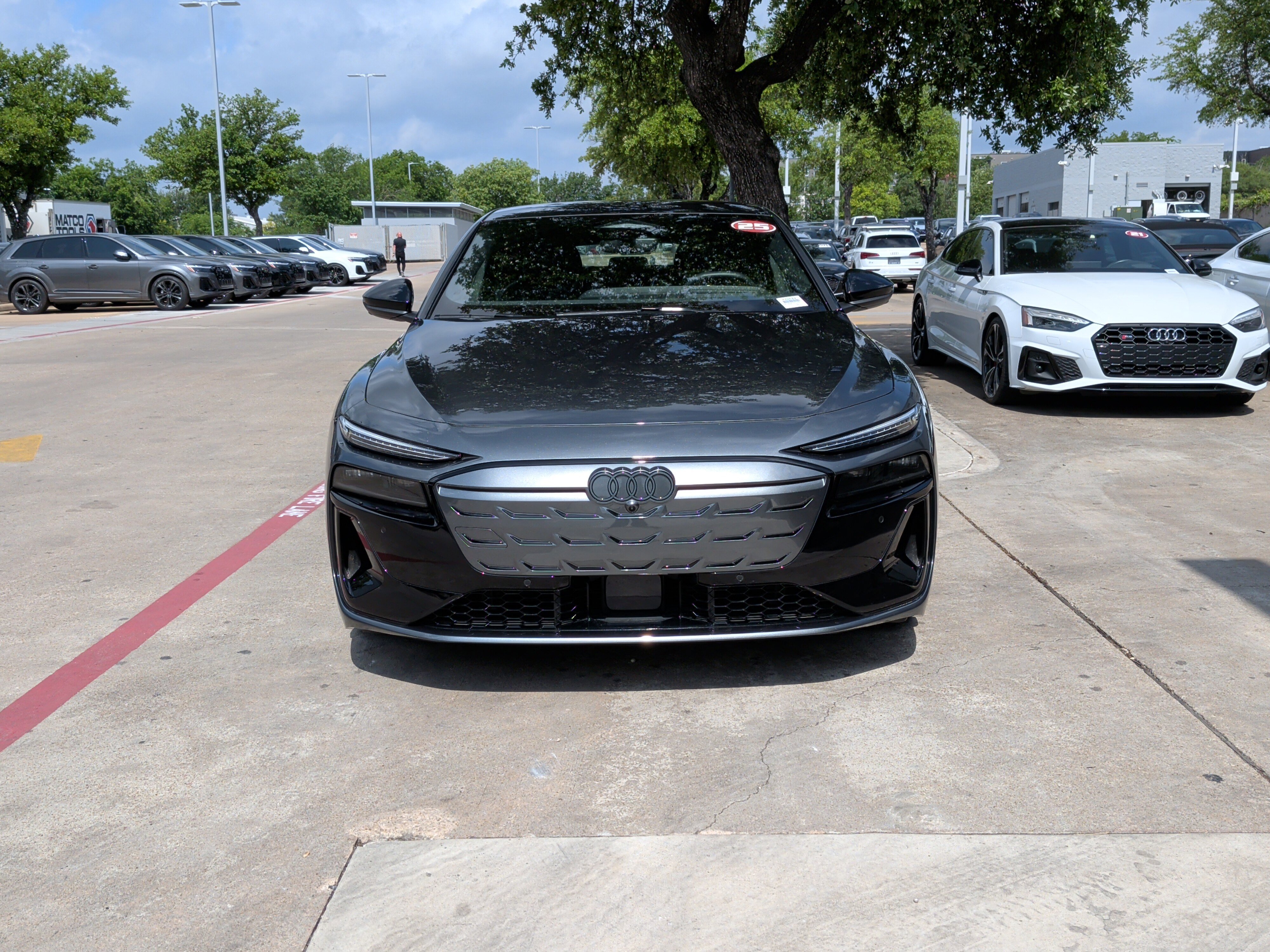 Used 2025 Audi S6 e-tron Premium Plus w/ Premium Plus image 3