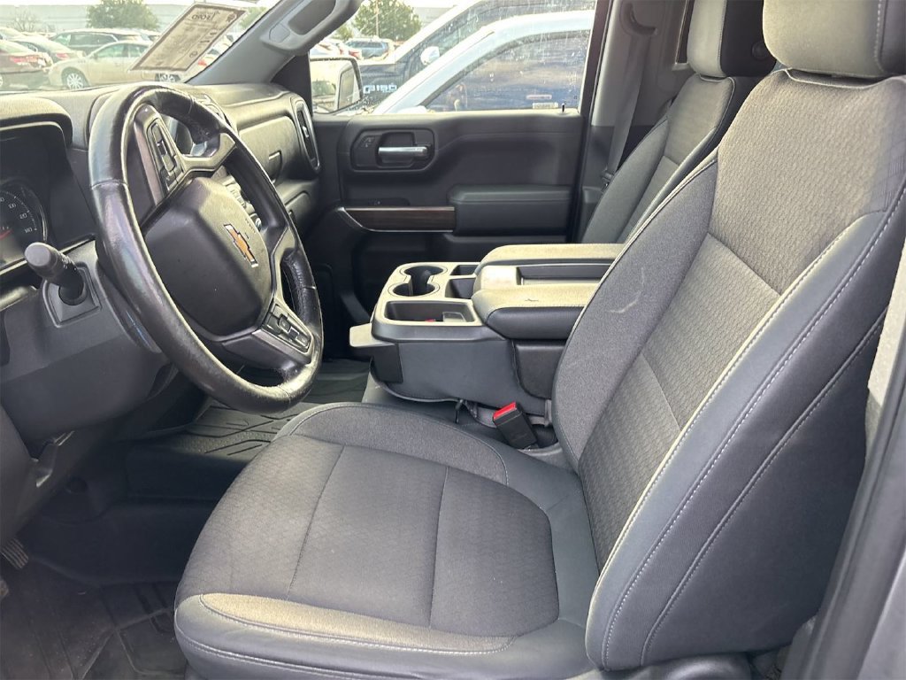 Used 2019 Chevrolet Silverado 1500 LT w/ Texas Edition RWD image 8