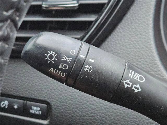 Used 2019 Nissan Rogue Sport SL w/ Premium Package image 9