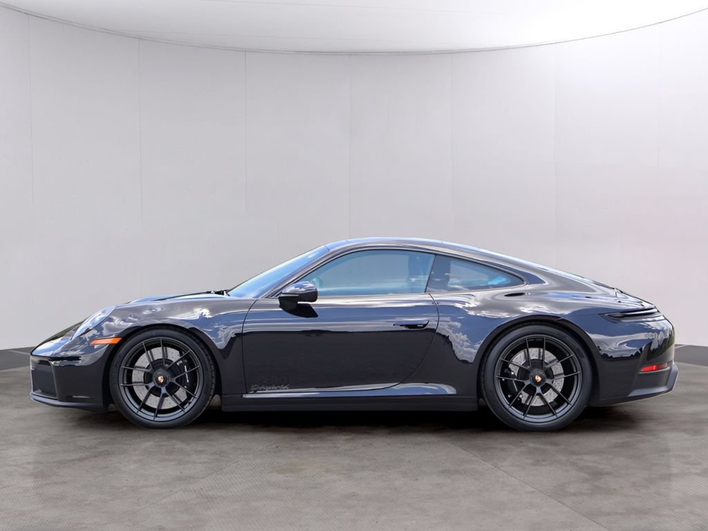 Certified 2025 Porsche 911 Carrera 4 GTS AWD/4WD image 2