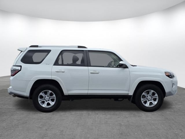 Used 2022 Toyota 4Runner SR5 RWD image 3