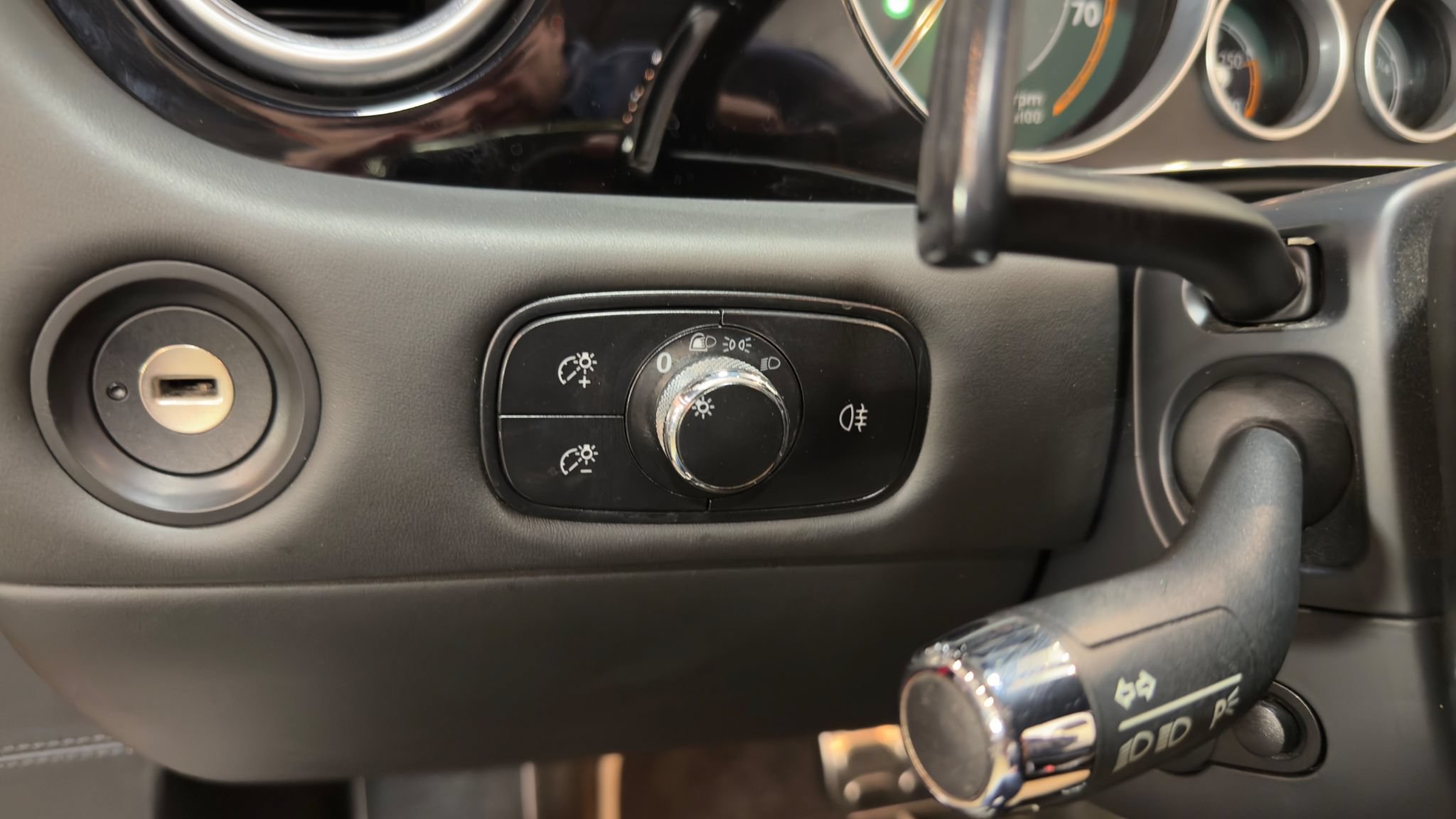 Used 2015 Bentley Continental GT AWD/4WD image 74