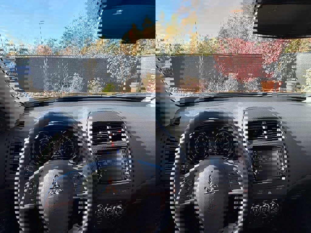 New 2025 Mitsubishi Outlander Sport ES image 23