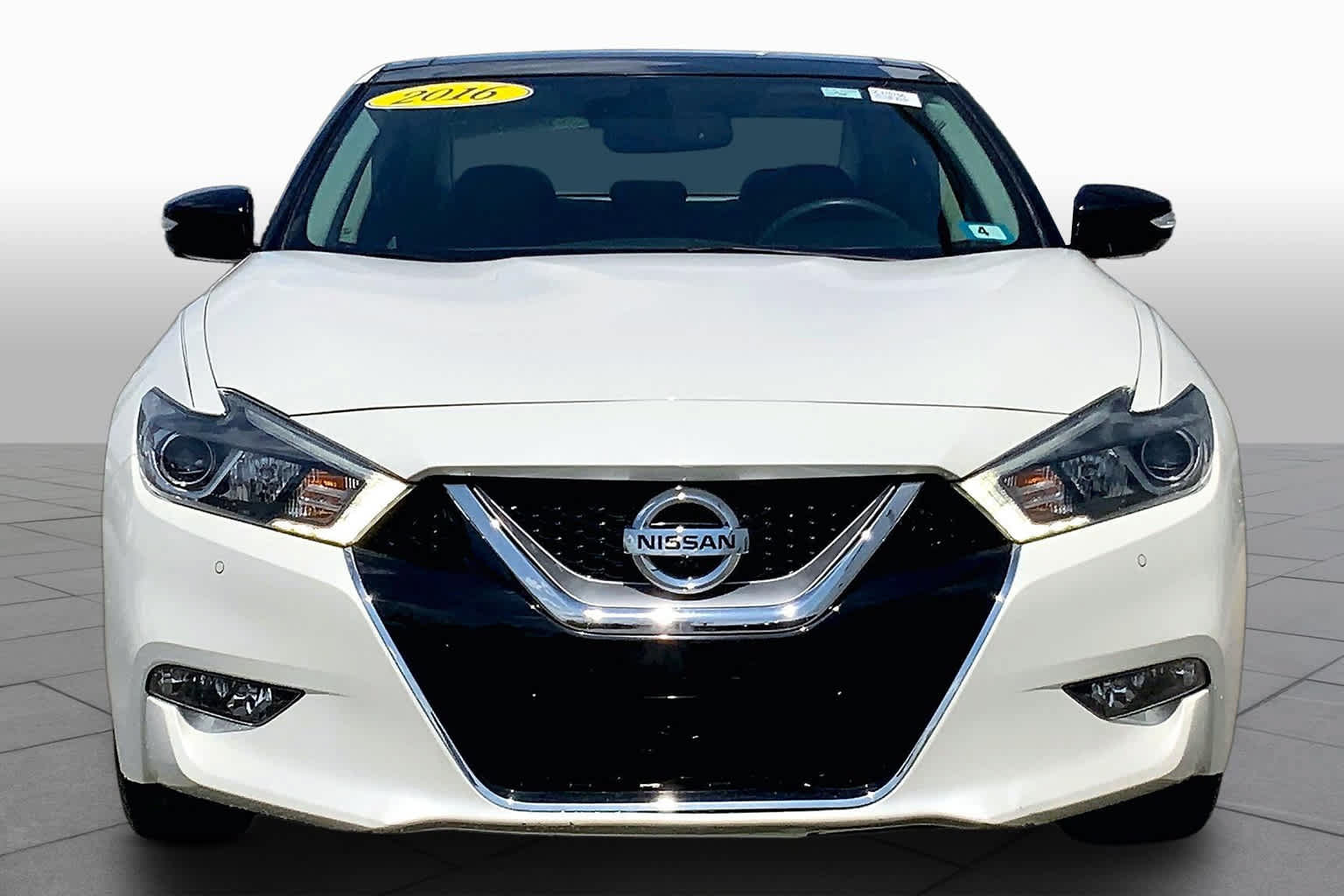 Used 2016 Nissan Maxima Platinum FWD image 4
