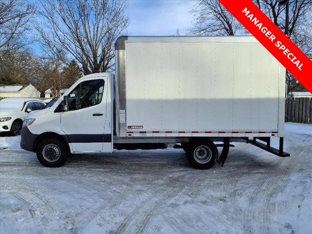 Used 2023 Mercedes-Benz Sprinter 3500 image 4