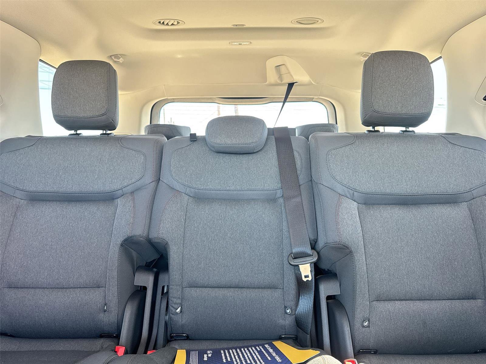 Certified 2025 Ford Expedition Active image 14