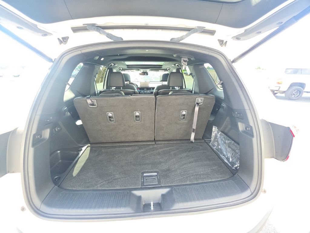 Certified 2023 Honda Pilot TrailSport image 30