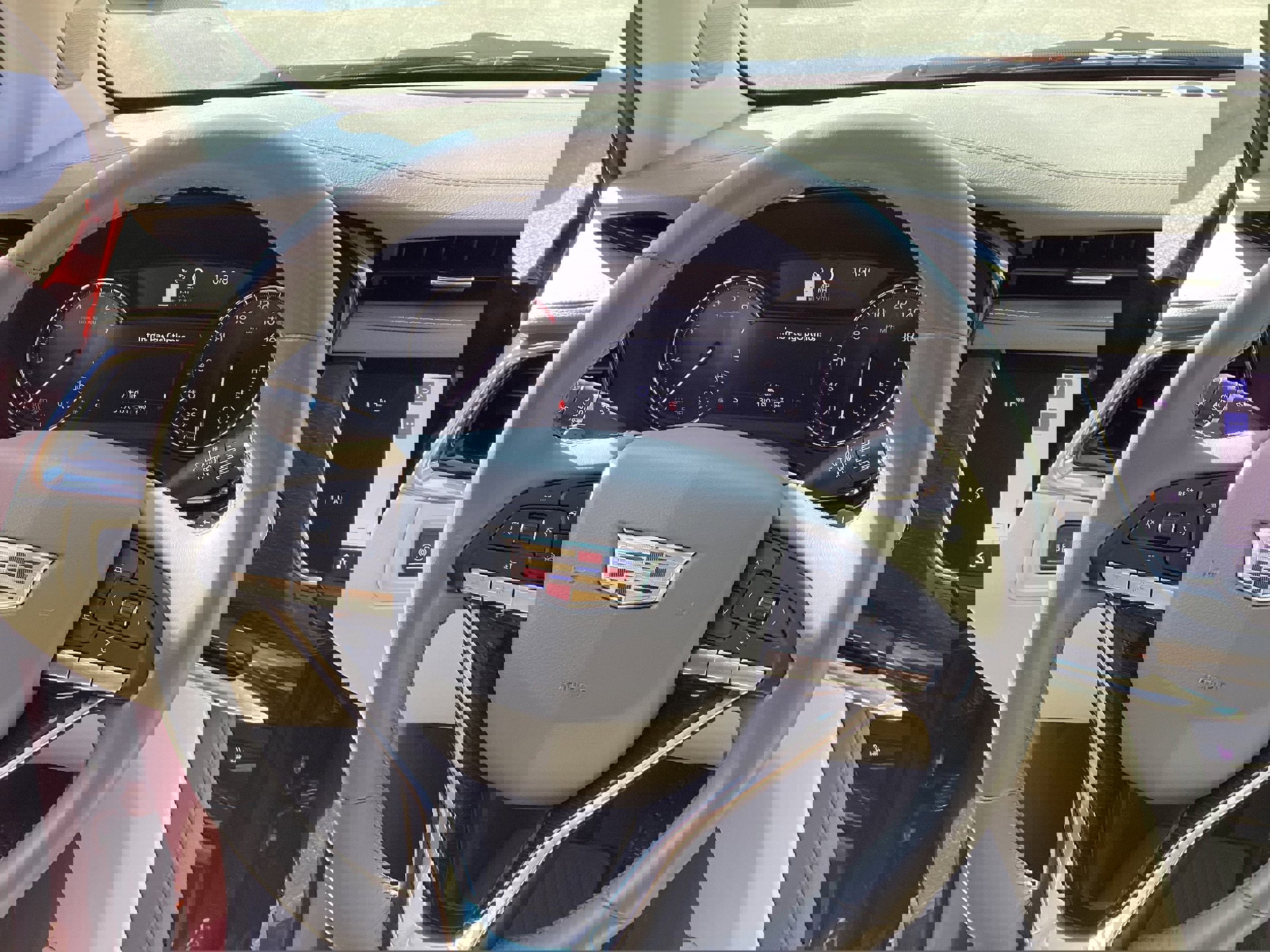 Used 2020 Cadillac XT6 Premium Luxury image 18