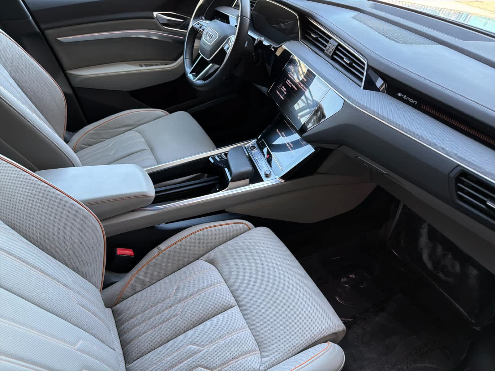 Used 2024 Audi Q8 e-tron Premium Plus w/ Prestige Package AWD/4WD image 16
