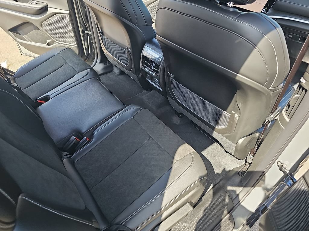 New 2027 Jeep Grand Cherokee L 4WD image 10