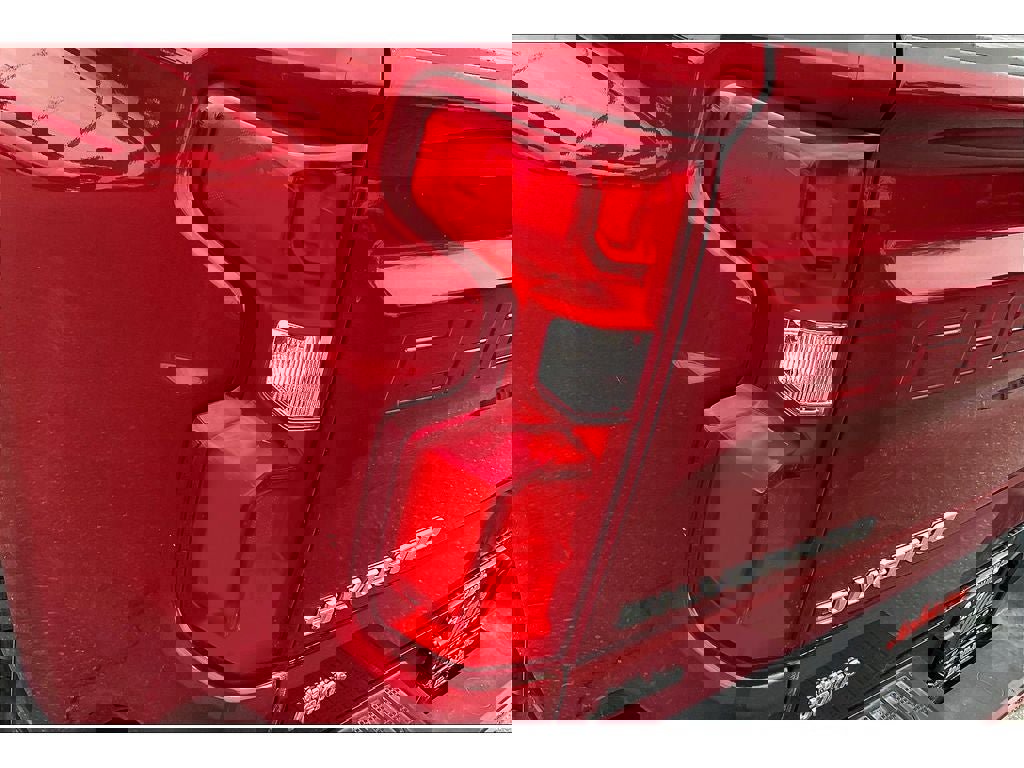 Used 2024 Chevrolet Silverado 1500 High Country w/ Technology Package image 29