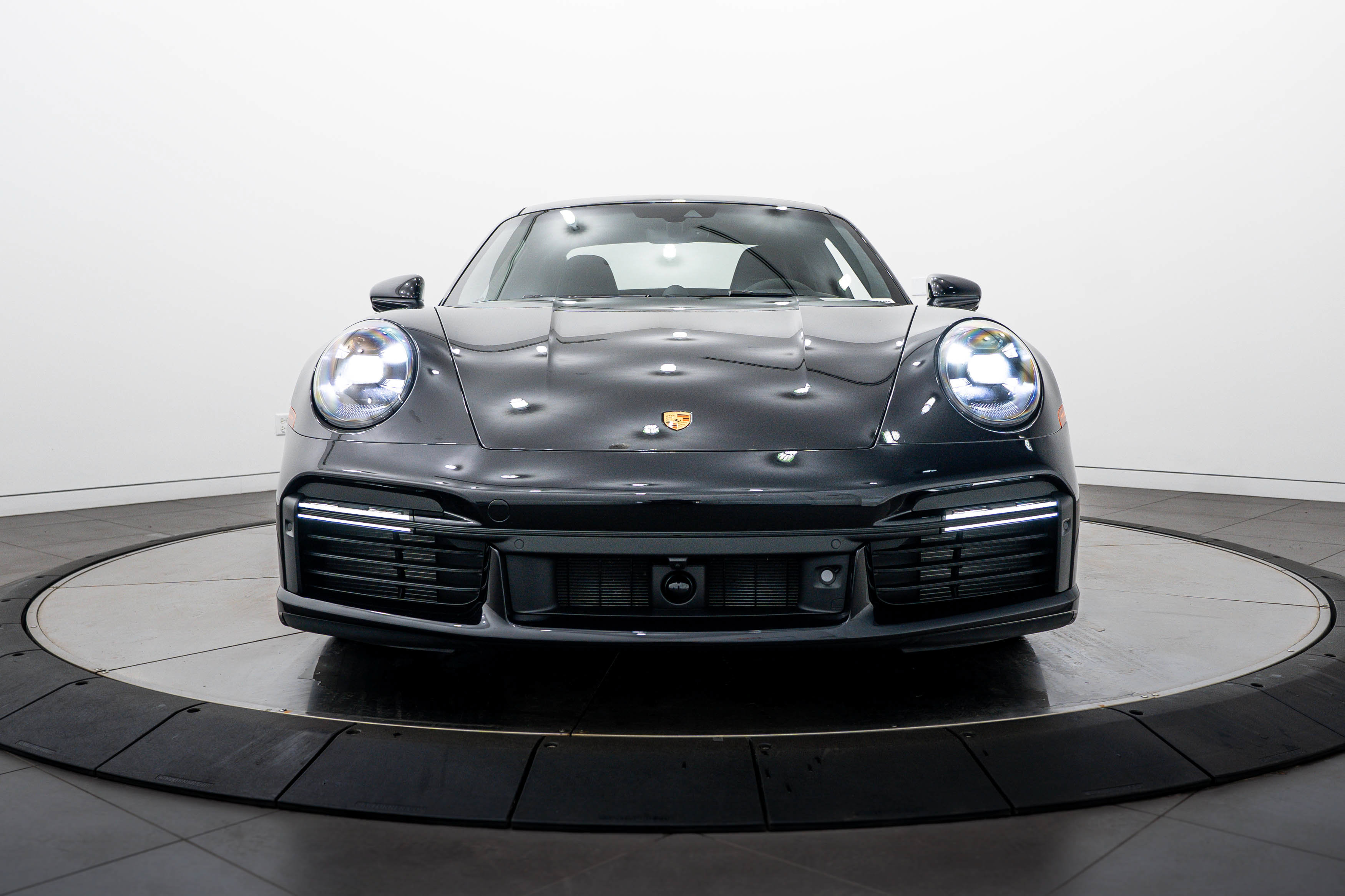 Certified 2025 Porsche 911 Turbo S AWD/4WD image 10