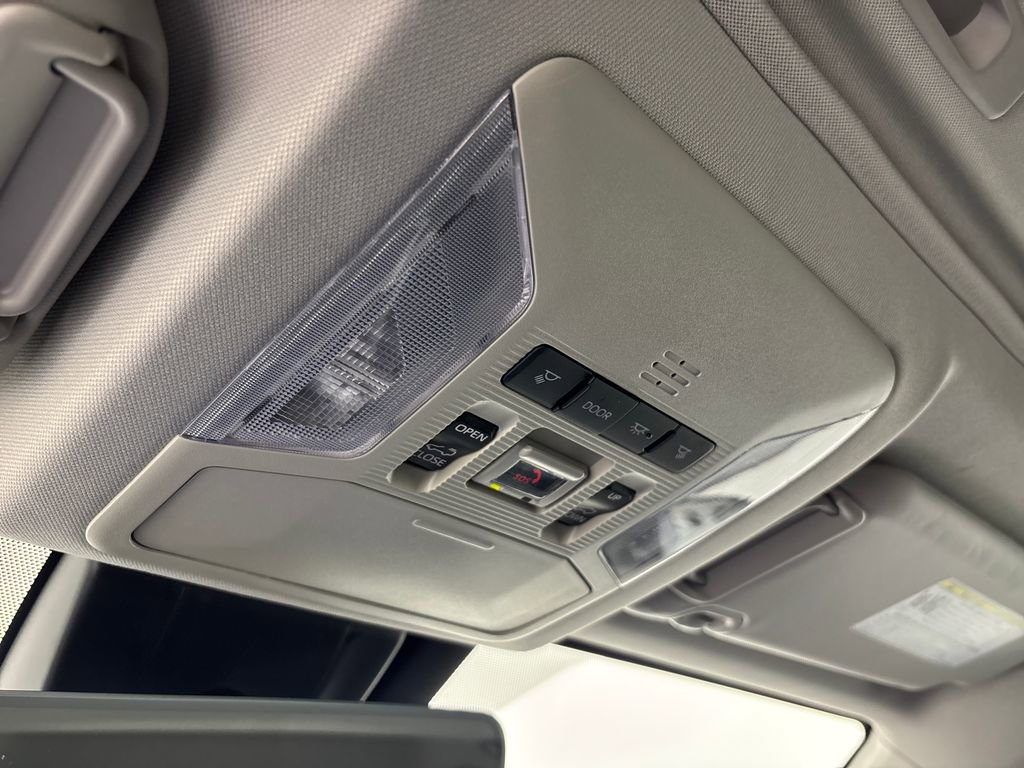 Certified 2025 Toyota RAV4 Limited w/ Advanced Technology Package image 24