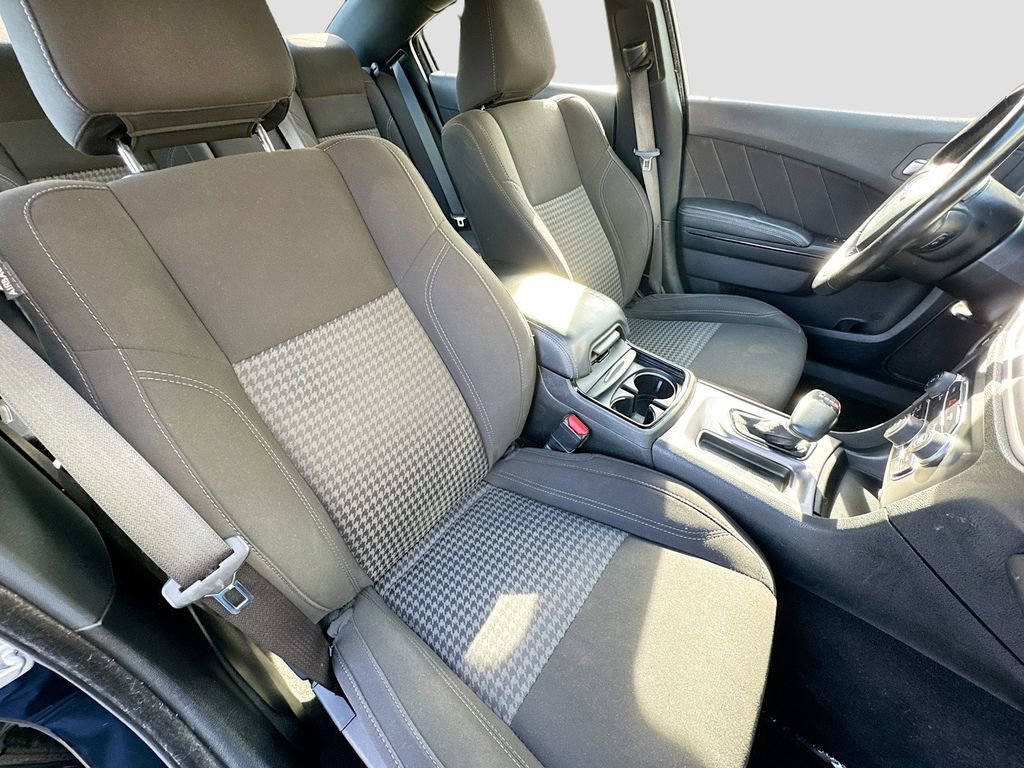 Used 2023 Dodge Charger SXT w/ Blacktop Package image 23